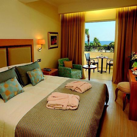 Hotel Olympic Bay Adults Only à Ayía Nápa Extérieur photo