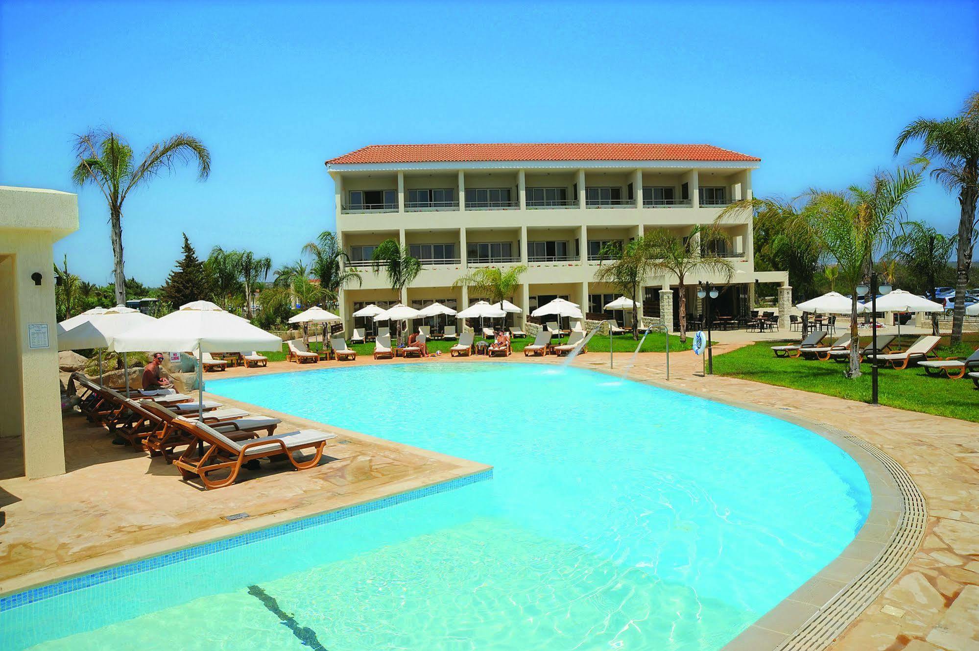 Hotel Olympic Bay Adults Only à Ayía Nápa Extérieur photo